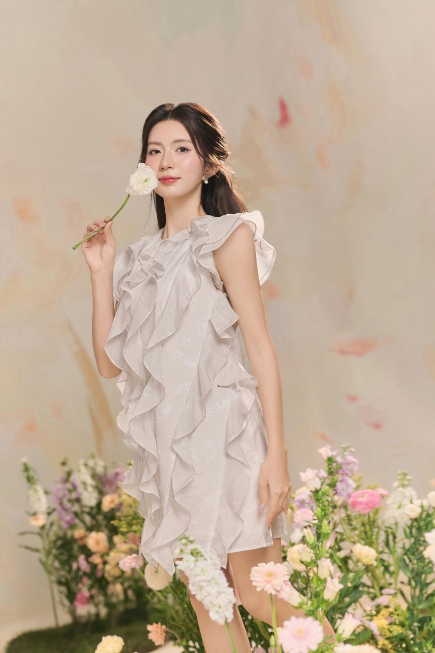 LẠC GIỮA RỪNG MER