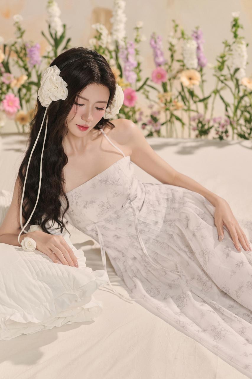 LẠC GIỮA RỪNG MER