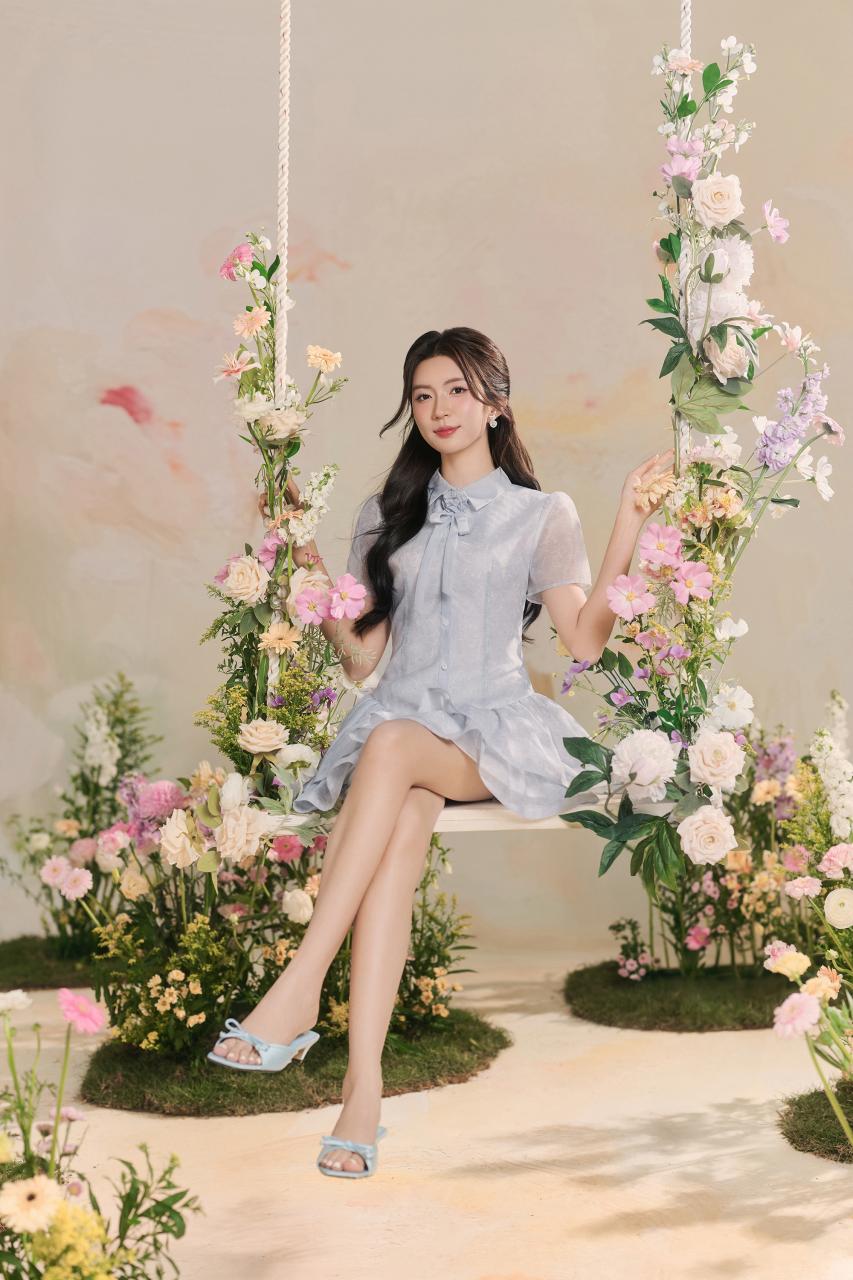 LẠC GIỮA RỪNG MER