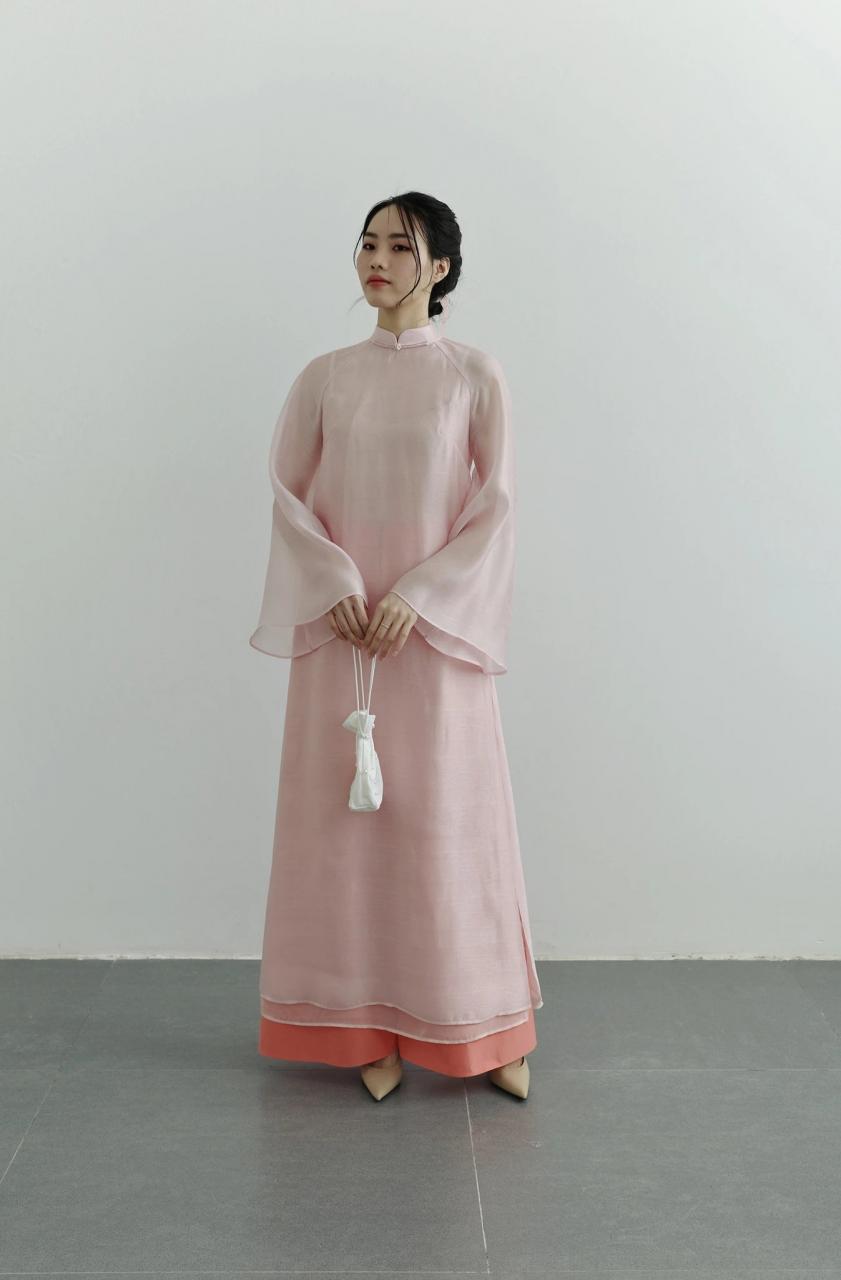 [🛒🇻🇳]Set áo dài phom rộng màu hồng nhạt – S1994C – POXI , SKU – S199425CS – poxi.vn 🇻🇳🛒Top1Shop🛒 🇻🇳Top1Vietnam🇻🇳 🛍🛒🇻🇳