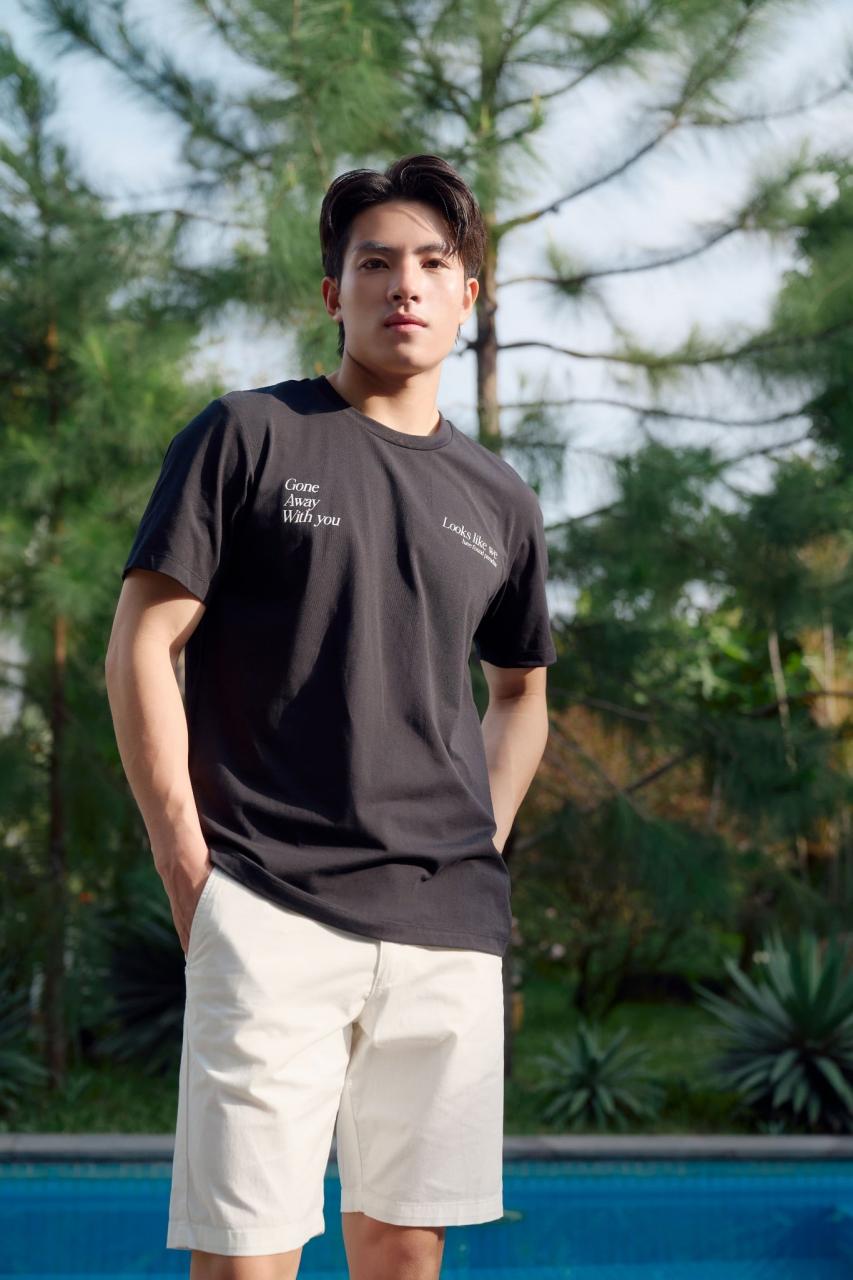 [🛒🇻🇳]Áo Thun Graphic Nam Tay Ngắn Ninomaxx 2504013 – NINOMAXX , SKU – 8934582224856 – ninomaxxconcept.com 🇻🇳🛒Top1Shop🛒 🇻🇳Top1Vietnam🇻🇳 🛍🛒🇻🇳