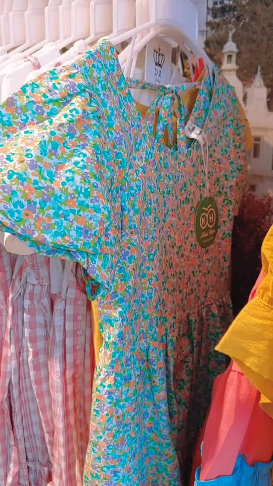 [🆕🇻🇳]  Quần áo trẻ em Kitty House Đà Nẵng 🧑‍🧒❤️️👶⭐️ Đầm xinh chỉ từ 55k 1 cái thôi Mom ơi
Chất mát mẻ
Đến trực tiếp còn rất nhiều mẫu mã ạ
77 KINH DƯƠNG VƯƠNG, ĐÀ NẴNG.
#CAM #KẾT #GIÁ #TỐT #NHẤT , shares-0✔️ , likes-7❤️️ , date-2022-03-25 19:11:13🇻🇳🇻🇳🇻🇳📰🆕