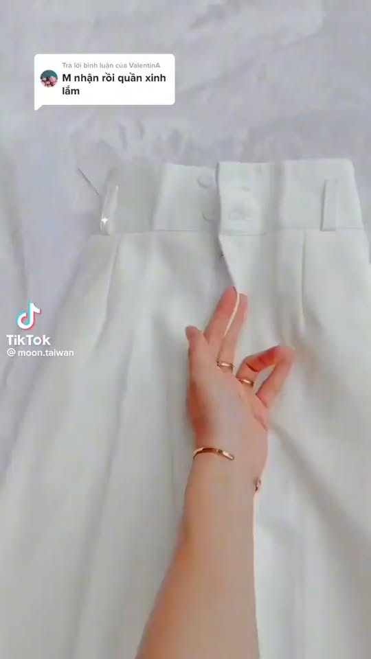 [🆕🇻🇳] Unicorner Kids – Túi – Giày cao cấp – Thiết kế & Thời trang 👕 Top1Fashion 👗  NHÀ VỀ ĐƯỢC 1 ÍT SET EM LABUBU LIKE AUT 1:1
1 SÉT ĐỦ 6 MÀU NHƯ BẢN AUT. MỖI 1 EM LABUBU LÀ 1 MÃ SỐ RIÊNG ĐỂ CHECK QR.
1 Sét 6 chiếc  2xxx
, shares-0✔️ , likes-0❤️️ , date-2024-07-15 03:52:58🇻🇳🇻🇳🇻🇳📰🆕