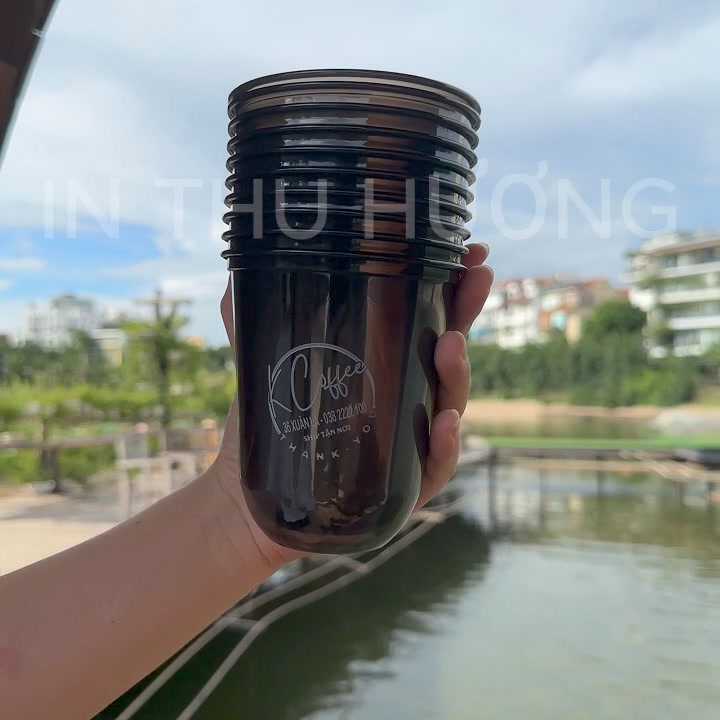 [🆕🇻🇳] Xưởng in hộp giấy, túi giấy giá rẻ Hồ Chí Minh – Chuyên in ấn Hộp giấy, Túi giấy, Tag, Tem số lượng ít 🎨 Top1Designs ✨   Hộp cứng âm dương đựng nước hoa chiết 10ml
Giá chỉ từ 7.5k/ hộp
Chất liệu giấy cứng bồi giấy mỹ thuật, lót mút
Ép kim logo thương hiệu số lượng từ 200 , shares-0✔️ , likes-4❤️️ , date-2024-06-26 21:28:06🇻🇳🇻🇳🇻🇳📰🆕