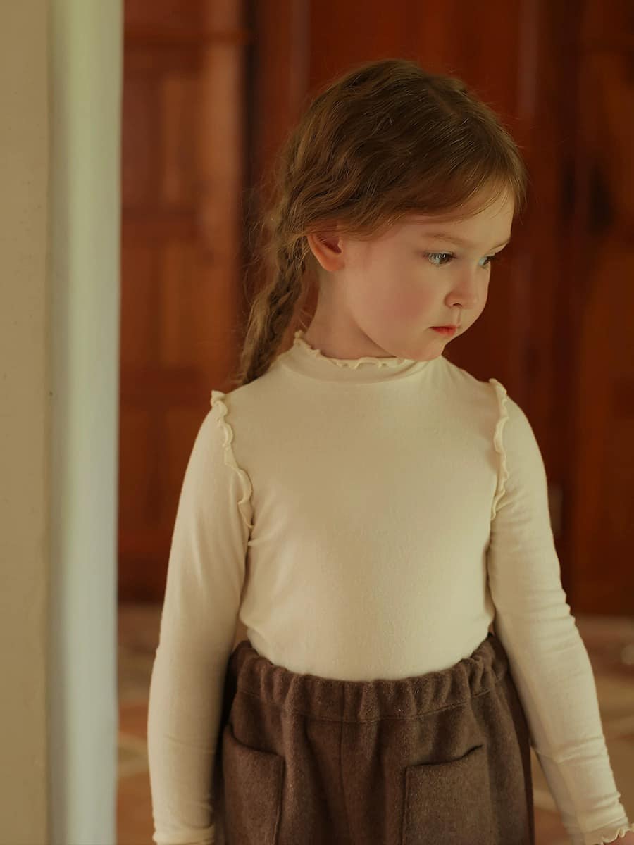 [🆕🇻🇳] ROYAL KID’S Chuyên thời trang qate hàng thiết kế 🧑‍🧒❤️️👶⭐️ Quần legging cho bé đính nơ gấu bèo from ôm
Size 10-25kg
, shares-1✔️ , likes-0❤️️ , date-2024-07-07 03:42:33🇻🇳🇻🇳🇻🇳📰🆕