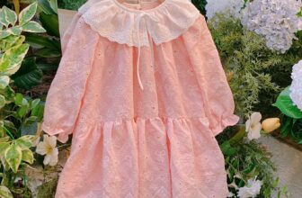 [🆕🇻🇳]  GU BÉ- Thời trang thiết kế cho bé 🧑‍🧒❤️️👶⭐️ Thêm 1 mã váy best seller nữa dành cho bé yêu!
Với gam màu hồng dịu ngọt, kiểu dáng nhẹ nhàng trên nền chất liệu thô boil cao cấp, cô bé của ba mẹ trông sẽ , shares-1✔️ , likes-2❤️️ , date-2024-11-27 23:17:06🇻🇳🇻🇳🇻🇳📰🆕