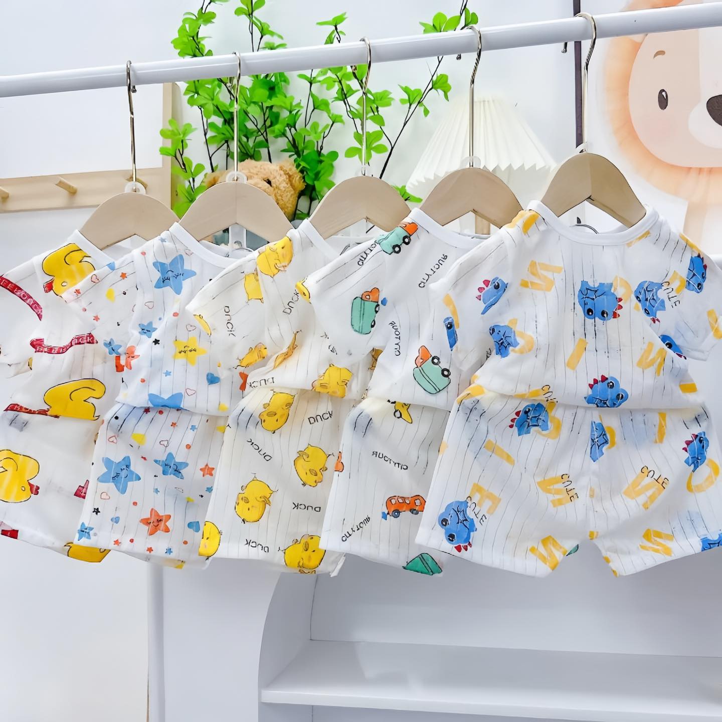 [🆕🇻🇳]  Sam Baby – ORDER thời trang trẻ em QCCC 🧑‍🧒❤️️👶⭐️  Em vừa đi hết đơn cũ rồi
Các mẹ mua hàng ib shop cho kịp hàng mặc đông nha
Ảnh shop tự chụp 100%
Chất nỉ lót lông cực kì dày dặn luôn ạ .
, shares-0✔️ , likes-5❤️️ , date-2024-10-23 20:24:09🇻🇳🇻🇳🇻🇳📰🆕
