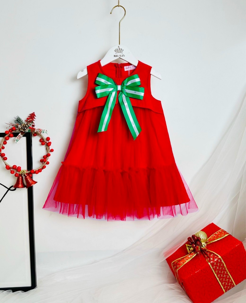 [🆕🇻🇳] Selena Kids -Thời Trang & Phụ Kiện Đẹp Cho Bé 🧑‍🧒❤️️👶⭐️ Còn mấy cái để hoài chán qúa em xả luôn! #185kĐón Noel với chiếc váy đỏ và xanh noel quốc dân siêu dễ thương cho mùa Giáng Sinh thêm sức hút và nổi bật.  , shares-0✔️ , likes-2❤️️ , date-2024-11-21 20:39:23🇻🇳🇻🇳🇻🇳📰🆕