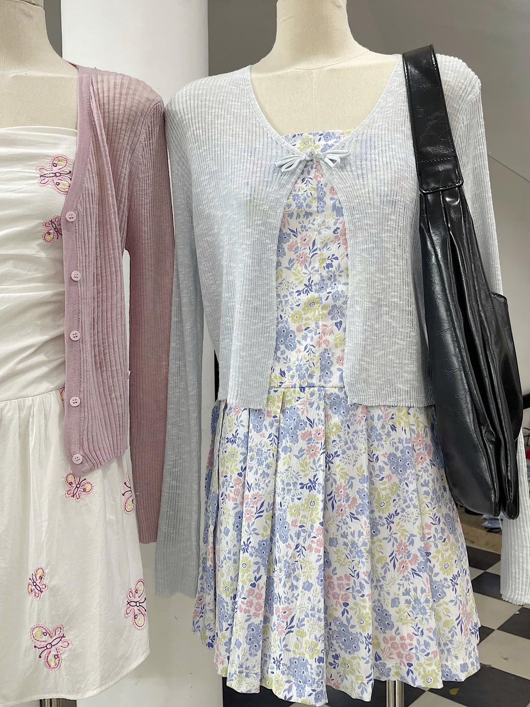 [🆕🇻🇳] HELEN – Fashion Design – Thiết kế & Thời trang 👕 Top1Fashion 👗  GIÁ CHỈ 199k/ 1 em Jump Suite ( chất Thun Tâm Thái cao cấp )
Được kiểm tra hàng trước khi thanh toán
Hình do shop tự chụp nên bảo đảm chất lượng như hình
Á , shares-0✔️ , likes-0❤️️ , date-2024-11-18 03:29:01🇻🇳🇻🇳🇻🇳📰🆕