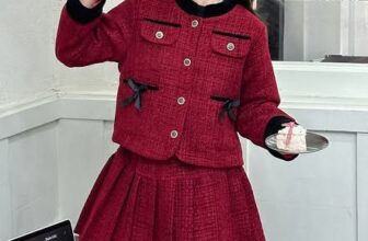 [🆕🇻🇳] Emy Kid Store – Đồ em bé – Đồ trẻ em 🧑‍🧒❤️️👶⭐️  SET DẠ SIÊU XINH  CHO MẸ VÀ BÉ LUNG LINH XUỐNG PHỐ
Shop mới về thêm nhiều SET Dạ siêu lung linh tha hồ cho các mom lựa chọn cho bé yêu đây ạ
Hàng XK , shares-0✔️ , likes-1❤️️ , date-2024-12-15 04:59:48🇻🇳🇻🇳🇻🇳📰🆕