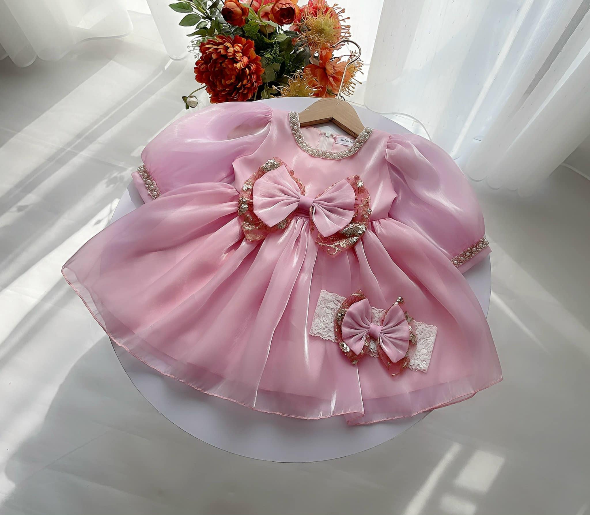 [🆕🇻🇳]  SuSu Kidshop – chuyên thời trang cho bé từ 9m-1 tuổi trở lên 🧑‍🧒❤️️👶⭐️ Susu ưu đãi hấp dẫn nhân dịp lễ đây ạ, shares-1✔️ , likes-1❤️️ , date-2023-12-08 04:09:19🇻🇳🇻🇳🇻🇳📰🆕