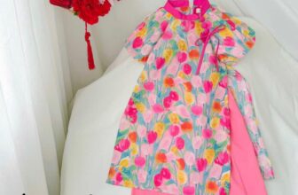 [🆕🇻🇳]  Love Joy Kids Thời trang cho bé 🧑‍🧒❤️️👶⭐️  ƯU ĐÃI LỚN CUỐI NĂM CHO CÁC BÉ YÊU NHÀ Love Joy Kids——— SALE UP TO 50% các mẫu áo dài bên dưới hình ———Ib ngay để shop check size và ưu đãi nhé
, shares-0✔️ , likes-1❤️️ , date-2024-12-31 15:52:59🇻🇳🇻🇳🇻🇳📰🆕