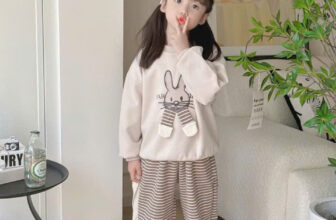 [🆕🇻🇳]  Bông shop – Đồ trẻ em 🧑‍🧒❤️️👶⭐️   ƯU ĐÃI ĐẦU MÙA – SALE CỰC SỐC
Vải nhập khẩu #Mềm #Mịn, #Co #Giãn, cực thoải mái cho làn da của bé
Ba mẹ inbox Shop báo giá và tư vấn thêm cho bé ạ!
, shares-0✔️ , likes-52❤️️ , date-2024-10-14 07:36:05🇻🇳🇻🇳🇻🇳📰🆕