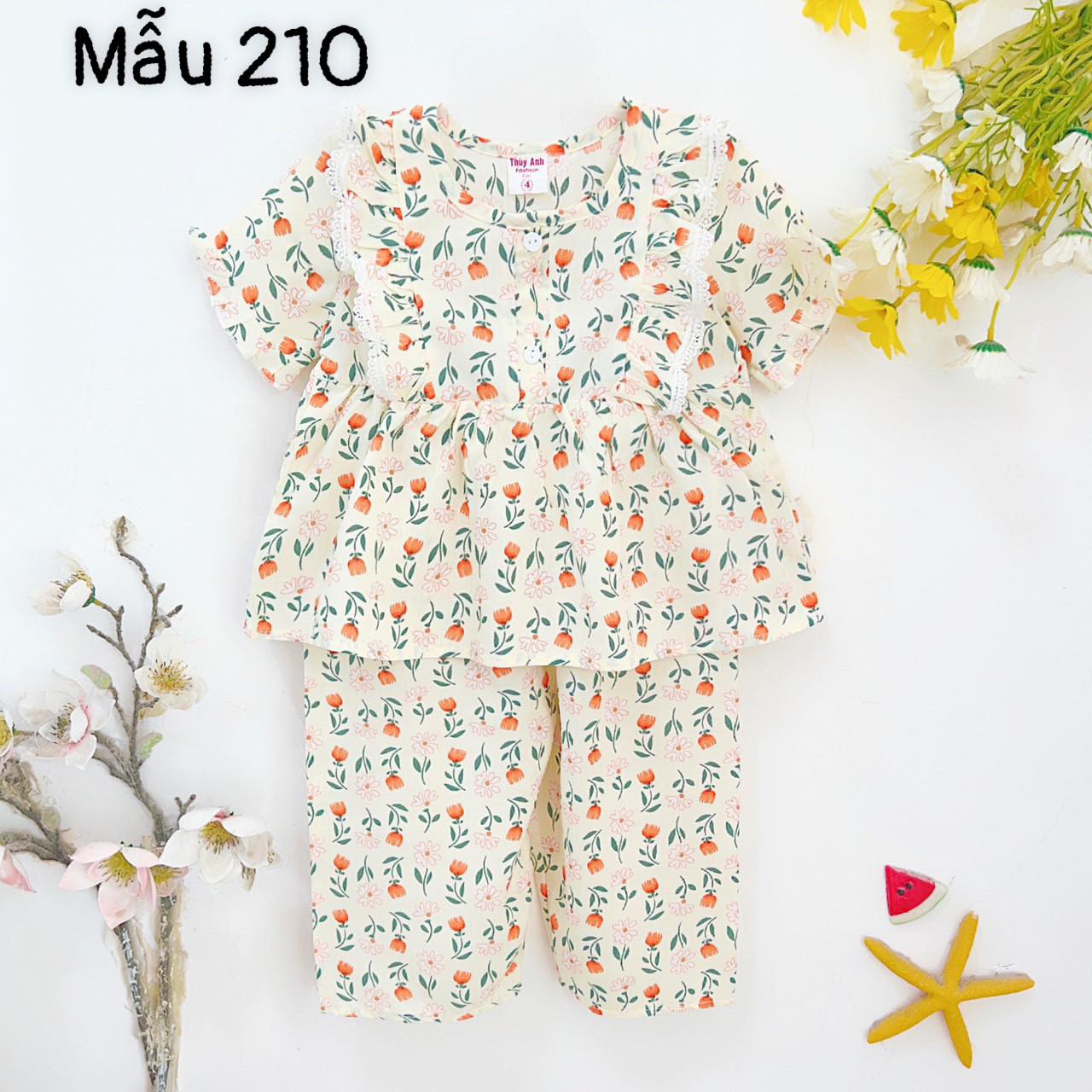 [🆕🇻🇳] Bắp Mía Kids – Thời Trang Cho Bé 🧑‍🧒❤️️👶⭐️ Phương pháp dạy con lưu truyền 3 đời không bao giờ lỗi mốt :)))).

Nghe đến câu cuối là ăn cơm mất vị giác ngang :)))

Sưu tầm: Tiktok Babycare
 , shares-2✔️ , likes-5❤️️ , date-2024-05-26 05:50:17🇻🇳🇻🇳🇻🇳📰🆕