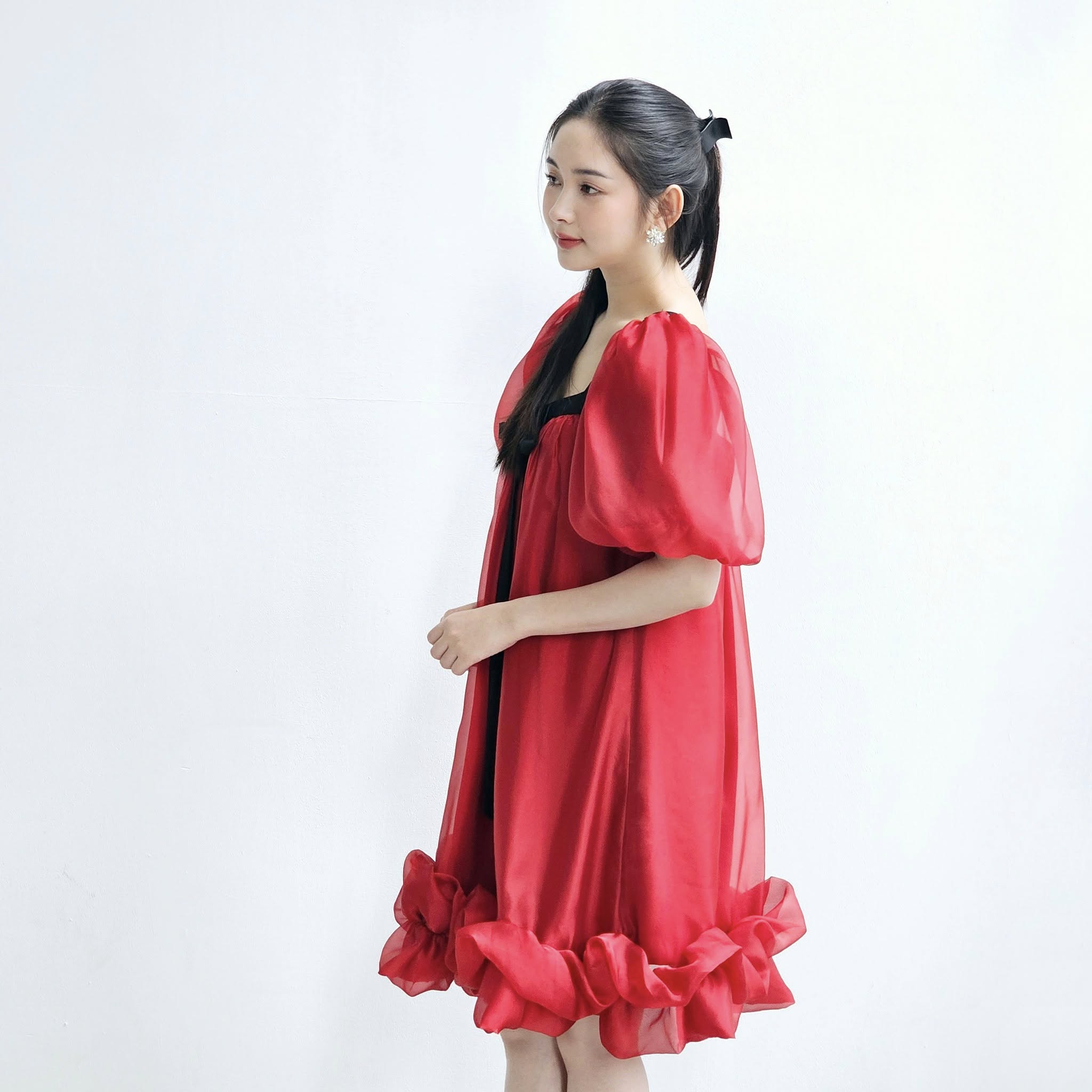 [🆕🇻🇳] JuliArt Studio 👕 Top1Fashion 👗  | 𝗢𝗥𝗗𝗘𝗥 |  Fall-Winter 2024
Chốt nhanh tay còn kịp mặc Tết các chị ui. Áo dạ chần bông vừa ấm vừa xinh ạChấm (.) dưới phần comment để được tư vấn_
𝐉𝐔𝐋 , shares-0✔️ , likes-2❤️️ , date-2025-01-04 16:12:42🇻🇳🇻🇳🇻🇳📰🆕