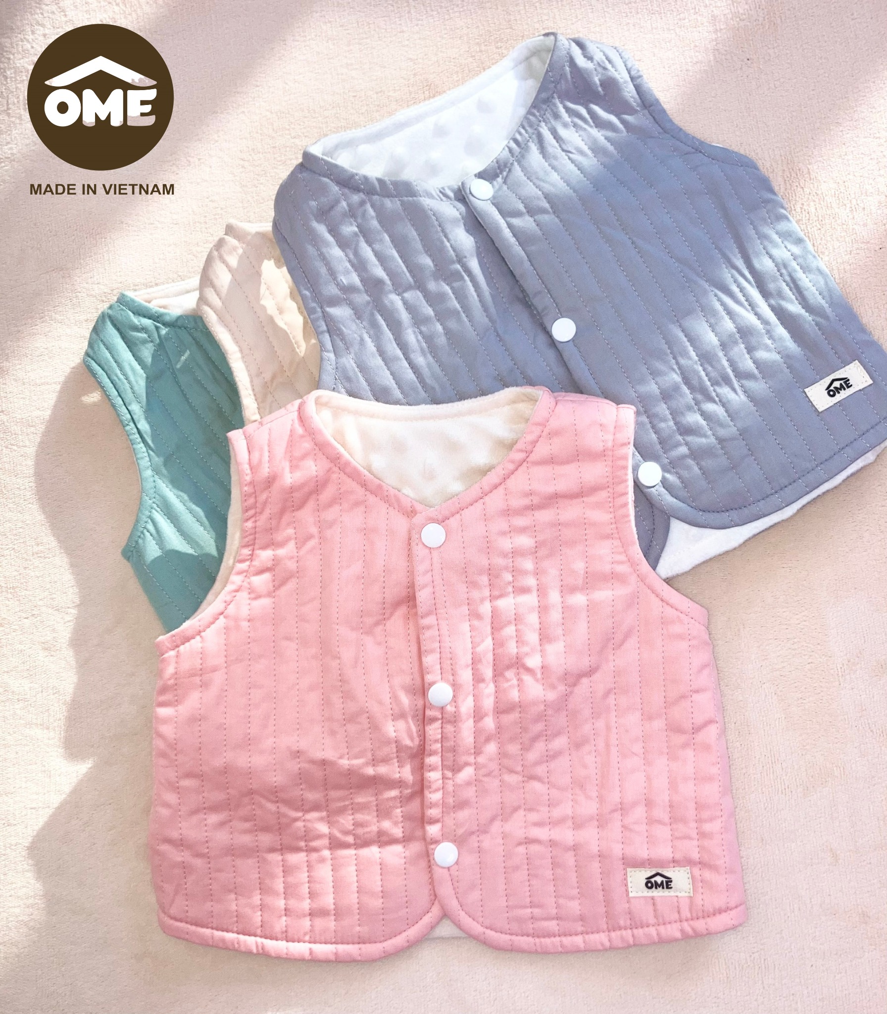 [🆕🇻🇳] Ome Việt Nam – Đồ vải, đồ dùng phụ kiện cao cấp chất lượng cho bé từ sơ sinh đến lớn 🧑‍🧒❤️️👶⭐️  Ｍ𝐚̂̃𝐮 áo 𝐠𝐢𝐥𝐞 ÔME 𝐜𝐡𝐨 𝐛𝐞́ 𝐲𝐞̂𝐮 𝐦𝐢𝐱 đ𝐨̂̀ 𝐜𝐮̛̣𝐜 Ｈ𝐚̀𝐧 Ｑ𝐮𝐨̂́𝐜
Siêu phẩm hôm nay Ôme xin phép trình làng tới các Mom ạ. Trời ơi phải nói là đẹp hết nước chấm, , shares-0✔️ , likes-0❤️️ , date-2024-10-17 21:50:01🇻🇳🇻🇳🇻🇳📰🆕