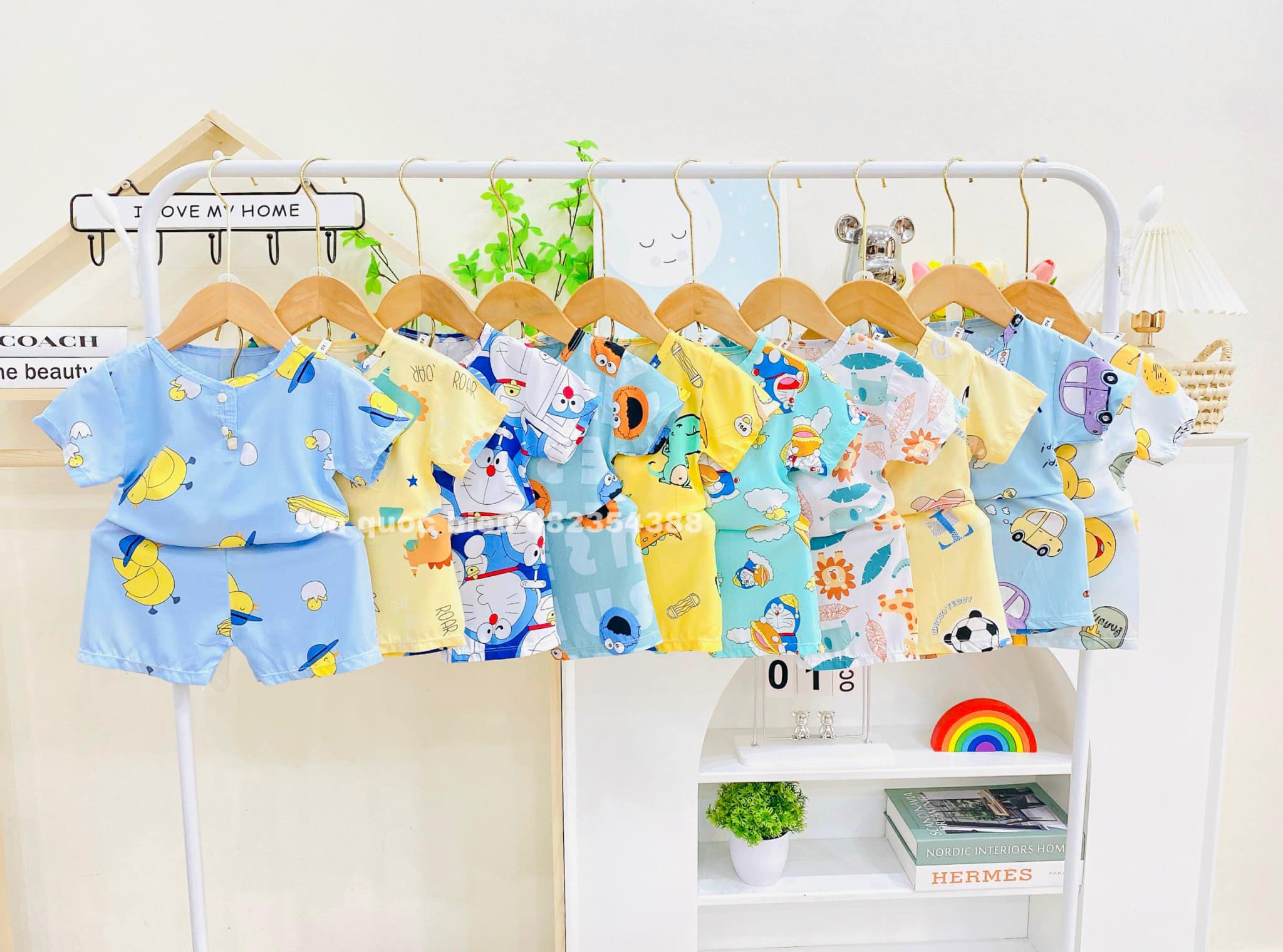 [🆕🇻🇳] Thời trang bé yêu – Chuyên đồ tole 🧑‍🧒❤️️👶⭐️ Bộ lanh lụa cao cấp (tole) => GIẢM CÒN 36K/1 bộ
– Combo 7 bộ =250k+ Miễn ship
– Combo 5 bộ  = 180+25k ship
size từ 5-19kg
Khách để lại kg nặng  để được  , shares-0✔️ , likes-0❤️️ , date-2024-04-22 16:27:10🇻🇳🇻🇳🇻🇳📰🆕