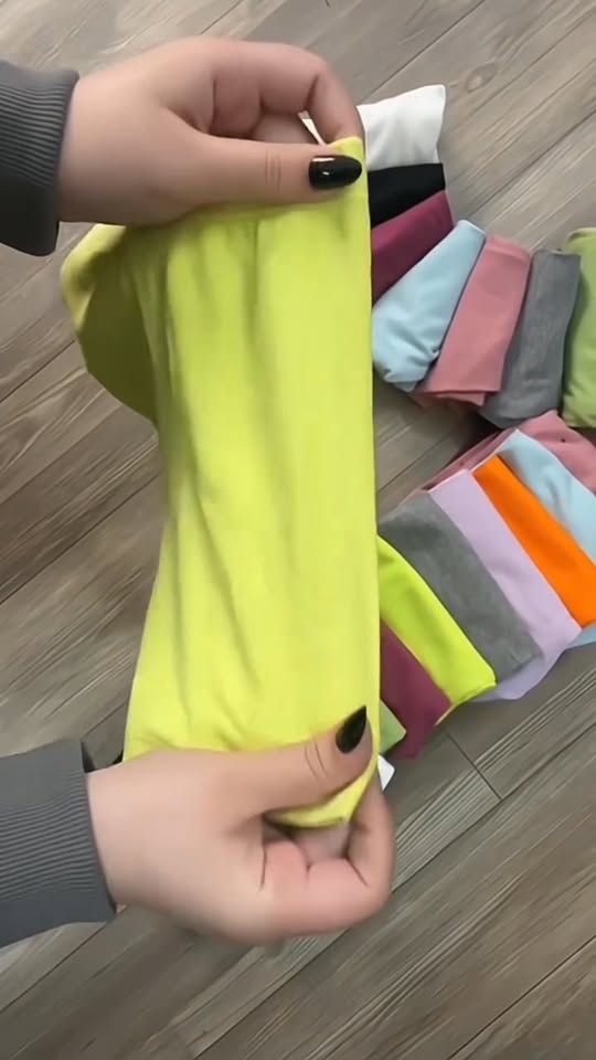 [🆕🇻🇳] Dtu Kidshop24 chuyên sỉ lẻ QATE 🧑‍🧒❤️️👶⭐️ Quần siêu siêu kute
Chất zip tăm Hàn xuất dư
Co giãn thoải mái cho bé yêu
Phối với áo phông hay croptop đều siêu xinh ạ
Size từ 10-30kg ạ , shares-0✔️ , likes-4❤️️ , date-2025-03-22 16:19:15🇻🇳🇻🇳🇻🇳📰🆕