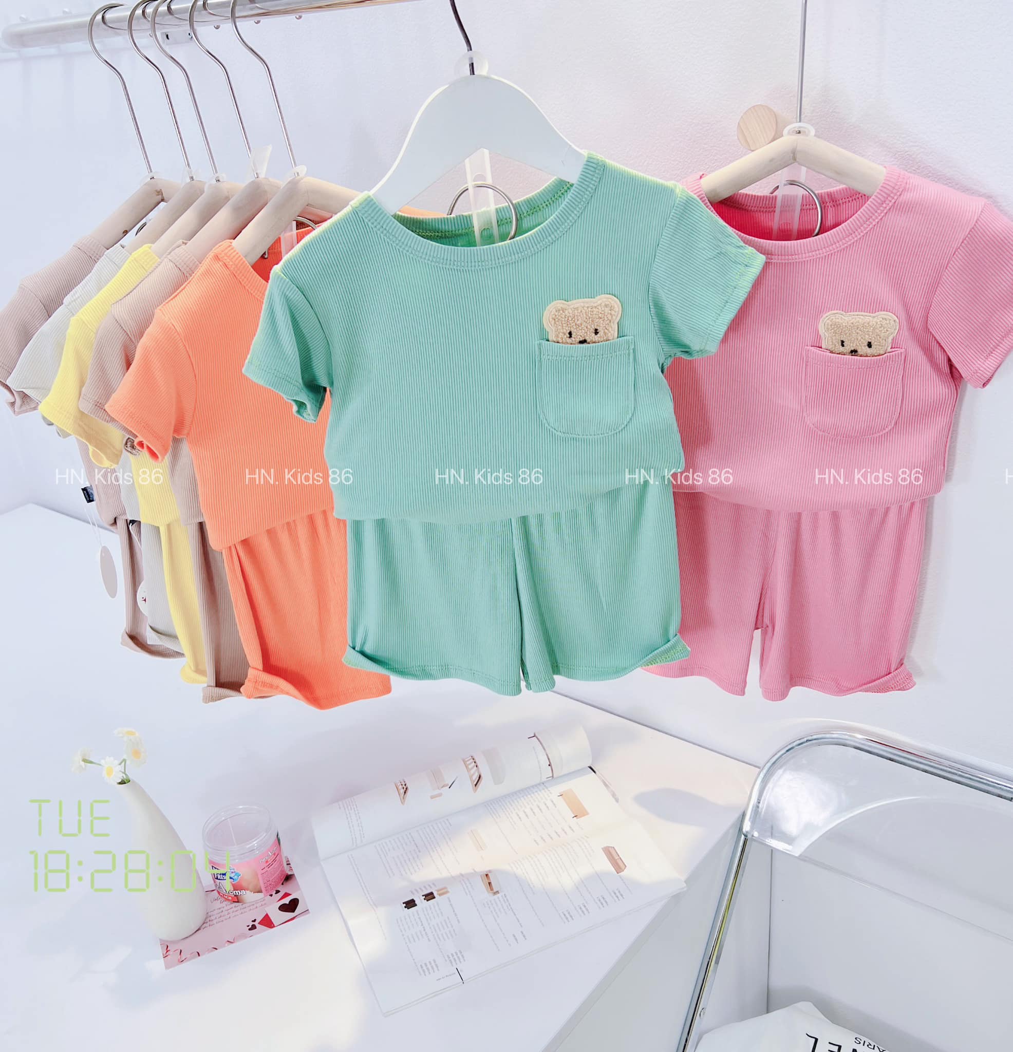 [🆕🇻🇳]  Xưởng May Thanh Nga QATE 🧑‍🧒❤️️👶⭐️ HN86 Chào Lô Cotton Gân Tăm Lạnh Hàng SG Loại 1. Phom #Nhỡ 11/25kg ( Không làm phom bé như các nhà)
E không làm vải gân tăm xuất dày cộp k đều chất
Cũng k , shares-0✔️ , likes-0❤️️ , date-2024-02-13 20:12:45🇻🇳🇻🇳🇻🇳📰🆕