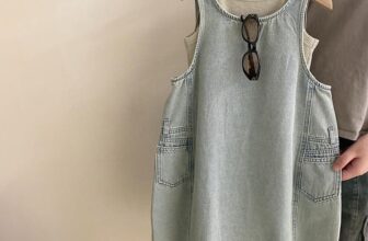 [🆕🇻🇳] Bánh Tiêu’s Closet – Chuyên order quần áo trẻ em,phụ kiện trẻ em và gia đình 😎❤️️⭐️ Bộ áo ba lỗ+yếm jean xinh nhứt lách lun nè! Có đủ size cho các bé iu từ 16-50kí lun nhen các mom mình ui….
315k mụt set,có tách lẻ nhen m.n
, shares-0✔️ , likes-5❤️️ , date-2025-04-02 17:09:19🇻🇳🇻🇳🇻🇳📰🆕