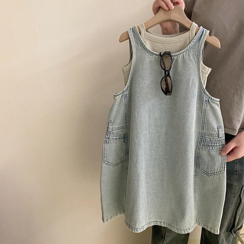 [🆕🇻🇳] Hanasa Fs – 👗 MANG LẠI PHONG CÁCH MỚI CHO MỖI NGÀY ĐI LÀM 👗 👕 Top1Fashion 👗   VÁY KẺ TRẮNG XANH – THANH LỊCH & TINH TẾThiết kế cổ sơ mi hiện đại – chỉn chu, chuyên nghiệp
Họa tiết kẻ sọc phối chéo độc đáo, tạo hiệu ứng tôn dáng , shares-30✔️ , likes-992❤️️ , date-2025-09-08 15:38:31🇻🇳🇻🇳🇻🇳📰🆕