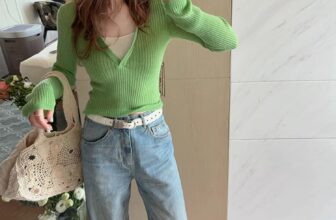 [🆕🇻🇳] Chù store – Cửa hàng quần áo 🧑‍🧒❤️️👶⭐️  Mới về: Áo Len Dệt Kim Hai Mảnh Giả – Phong Cách Mùa Xuân 2025
Chất liệu len mềm mại,  thoải mái.
2 màu sắc cực xinh:
Cỏ xanh – Tươi mới, trẻ trung như m , shares-0✔️ , likes-1❤️️ , date-2025-03-01 20:38:49🇻🇳🇻🇳🇻🇳📰🆕