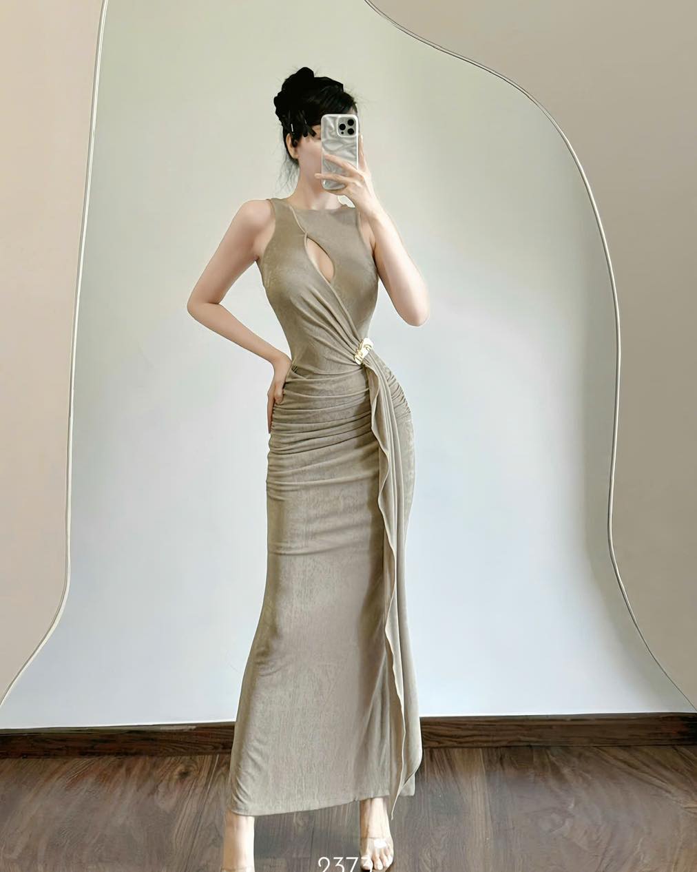 [🆕🇻🇳] Trutie Store – Chuyên kinh doanh các loại quần áo thời trang nữ 👕 Top1Fashion 👗  𝑩𝒊𝒕𝒊𝒆 𝑫𝒓𝒆𝒔𝒔Là một chút ngọt ngào của những chiều hoàng hôn, một chút nổi loạn của những buổi chiều dạo phố. Họa tiết vintage, dáng váy xòe nhẹ nhàng, phầ , shares-1✔️ , likes-1❤️️ , date-2025-04-03 22:08:26🇻🇳🇻🇳🇻🇳📰🆕