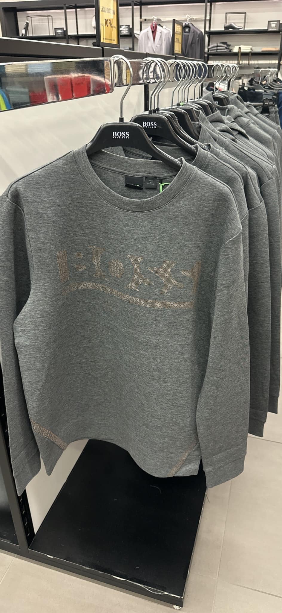 [🆕🇻🇳] PT Store – Hàng Hiệu Xuất Khẩu 👕 Top1Fashion 👗  Cổ tròn B0ss
Size S regular fit
, shares-0✔️ , likes-0❤️️ , date-2023-12-08 20:03:01🇻🇳🇻🇳🇻🇳📰🆕