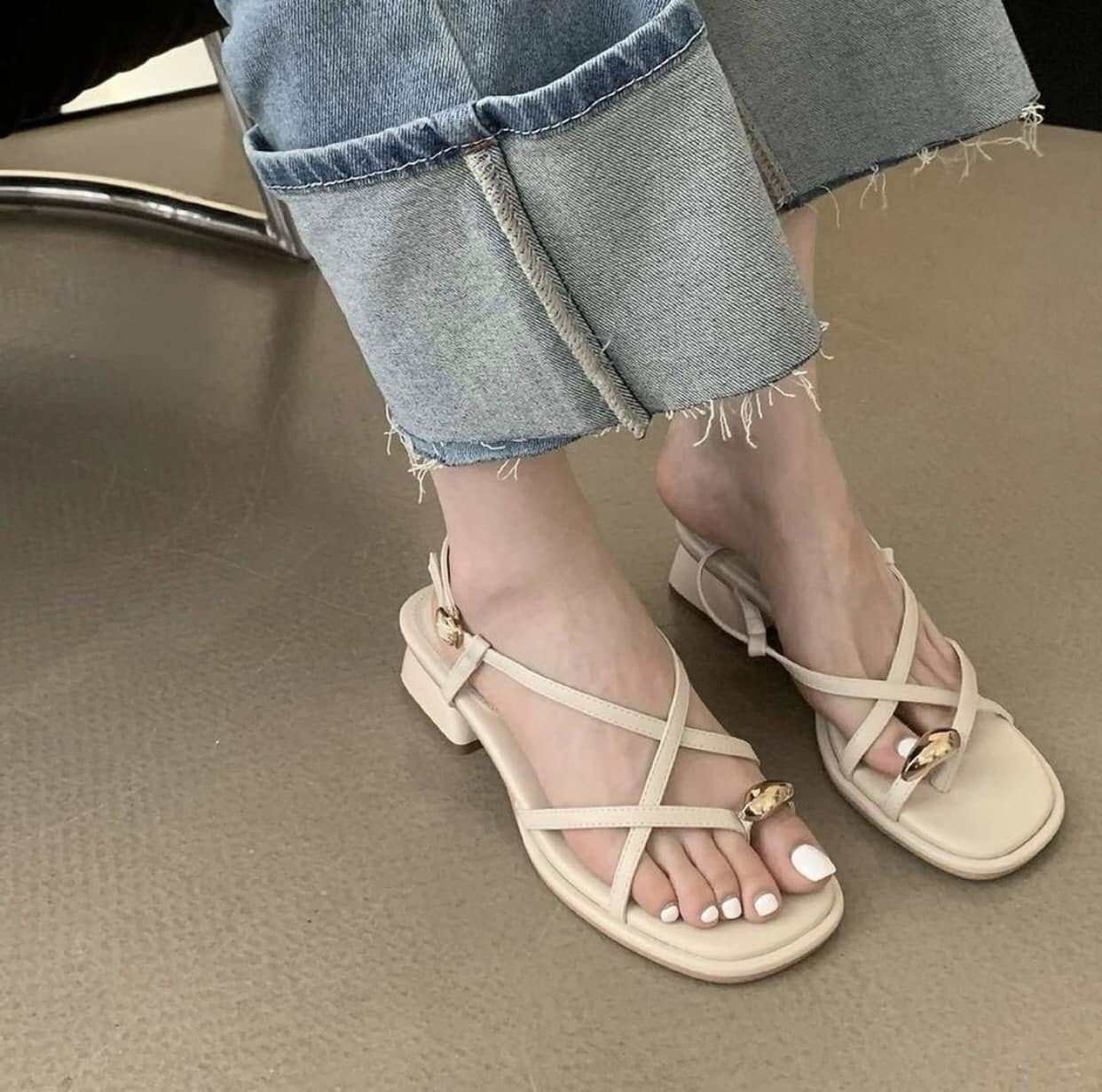 [🆕🇻🇳] Sweetie Shoes – Thiên đường giày dép cao cấp 👕 Top1Fashion 👗  Sandal basic thoải mái
#dep #sandal #giaytieuthu #giayxinh #giaycuoicodau #giaycuoicodau #giaycuoidep #giaycuoi #giaycuoixinh #giaydep #giaycaogot #Giay # , shares-0✔️ , likes-0❤️️ , date-2024-06-06 22:57:01🇻🇳🇻🇳🇻🇳📰🆕