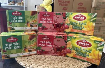 [🆕🇻🇳] Thời Trang Trẻ Em 0 – 6 tuổi Mialy Kids 🧑‍🧒❤️️👶⭐️  Nhà e còn dư mấy chục thùng các loại trà giải khát cho mùa hè
-Trà đào cam xả
-Trà tắc mật ong
-Trà dâu mộc châu
Bên trong sẽ có 10 gói cốt nguyên chất p , shares-0✔️ , likes-4❤️️ , date-2025-05-13 16:38:27🇻🇳🇻🇳🇻🇳📰🆕