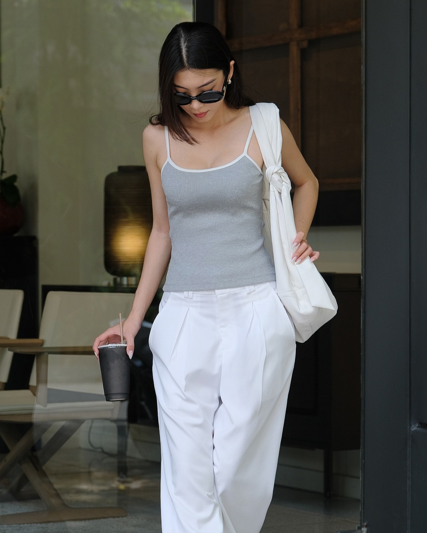 [🆕🇻🇳] Shop Annabelle – Chuyên hàng cao cấp Hong Kong, Thượng Hải, Korea 👕 Top1Fashion 👗  1 đôi dép nơ tiểu thư mưa nắng đông hè đều đi được.Nhà em chuẩn nơ to như ảnh .Gom tương tác với các c iuuuuuu 30 slot đầu tiên #2.x.x bé tí (sau cho e , shares-0✔️ , likes-3❤️️ , date-2025-05-28 18:30:22🇻🇳🇻🇳🇻🇳📰🆕