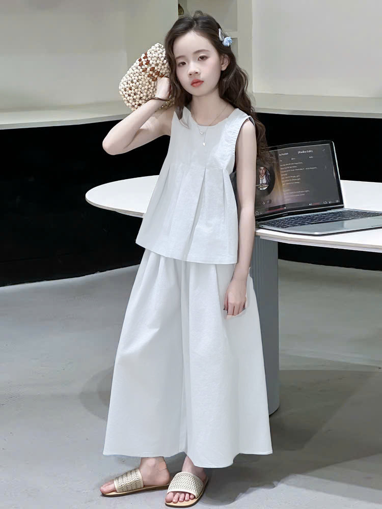 [🆕🇻🇳]  Emy Baby – Thời trang xuất khẩu MẸ và BÉ 🧑‍🧒❤️️👶⭐️  SET VÁY SIÊU XINH  CHO BÉ LUNG LINH XUỐNG PHỐ
Shop mới về thêm nhiều SET siêu lung linh tha hồ cho các mom lựa chọn cho bé yêu đây ạ
 Hàng XK thấm h , shares-0✔️ , likes-22❤️️ , date-2025-06-11 18:38:21🇻🇳🇻🇳🇻🇳📰🆕