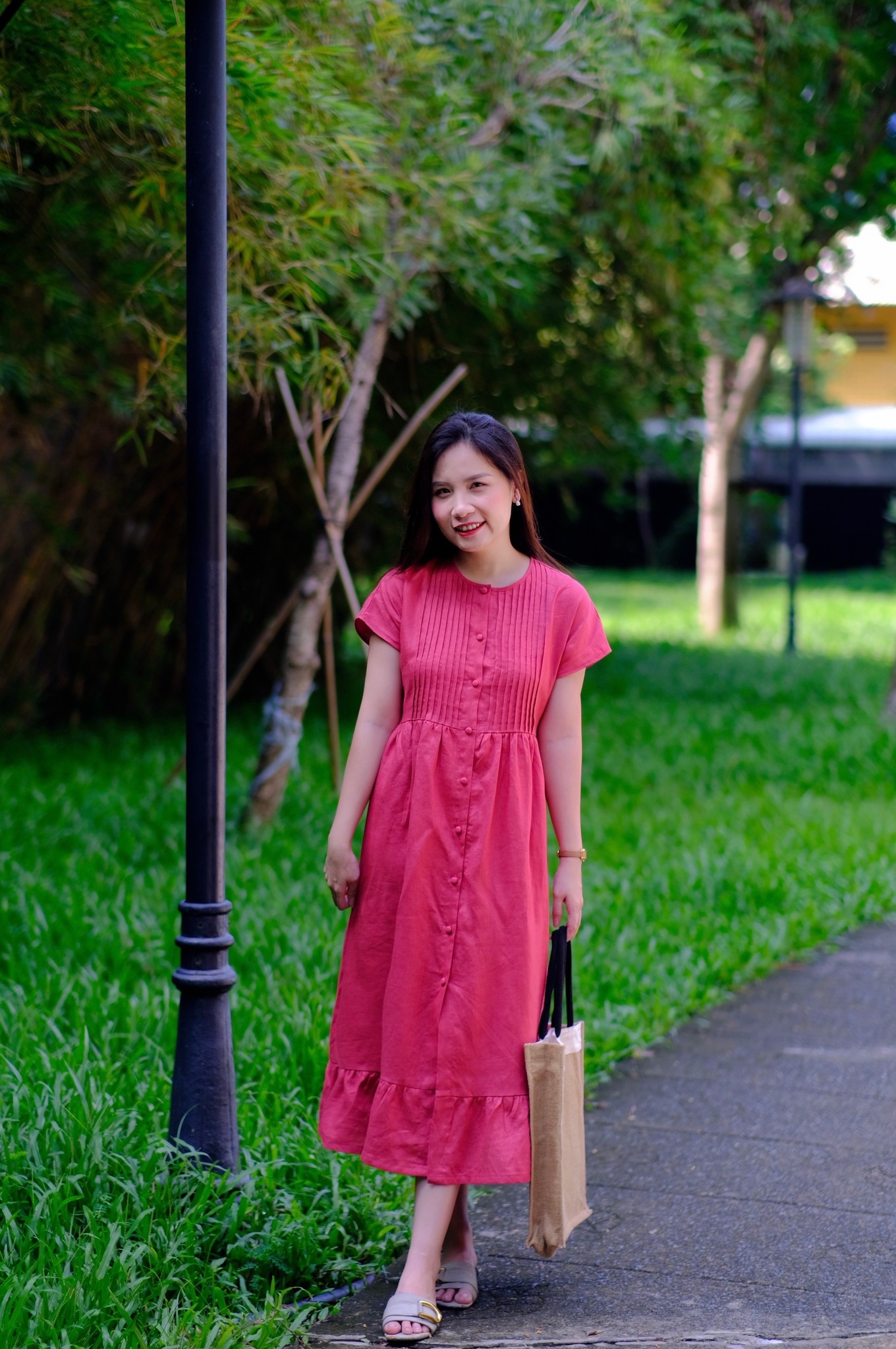 [🆕🇻🇳] Cửa Tiệm Quỳnh – Cửa Tiệm váy áo được may từ vải LINEN 👕 Top1Fashion 👗  Chiếc đầm Quỳnh ra mắt cũng đc 3-4 tone màu rồi, nay đc back lại với một gam màu ngọt ngào hơn để phù hợp cho những ngày sáng nắng chiều mưa của Sài Gòn ^^ , shares-0✔️ , likes-26❤️️ , date-2025-06-30 18:06:32🇻🇳🇻🇳🇻🇳📰🆕