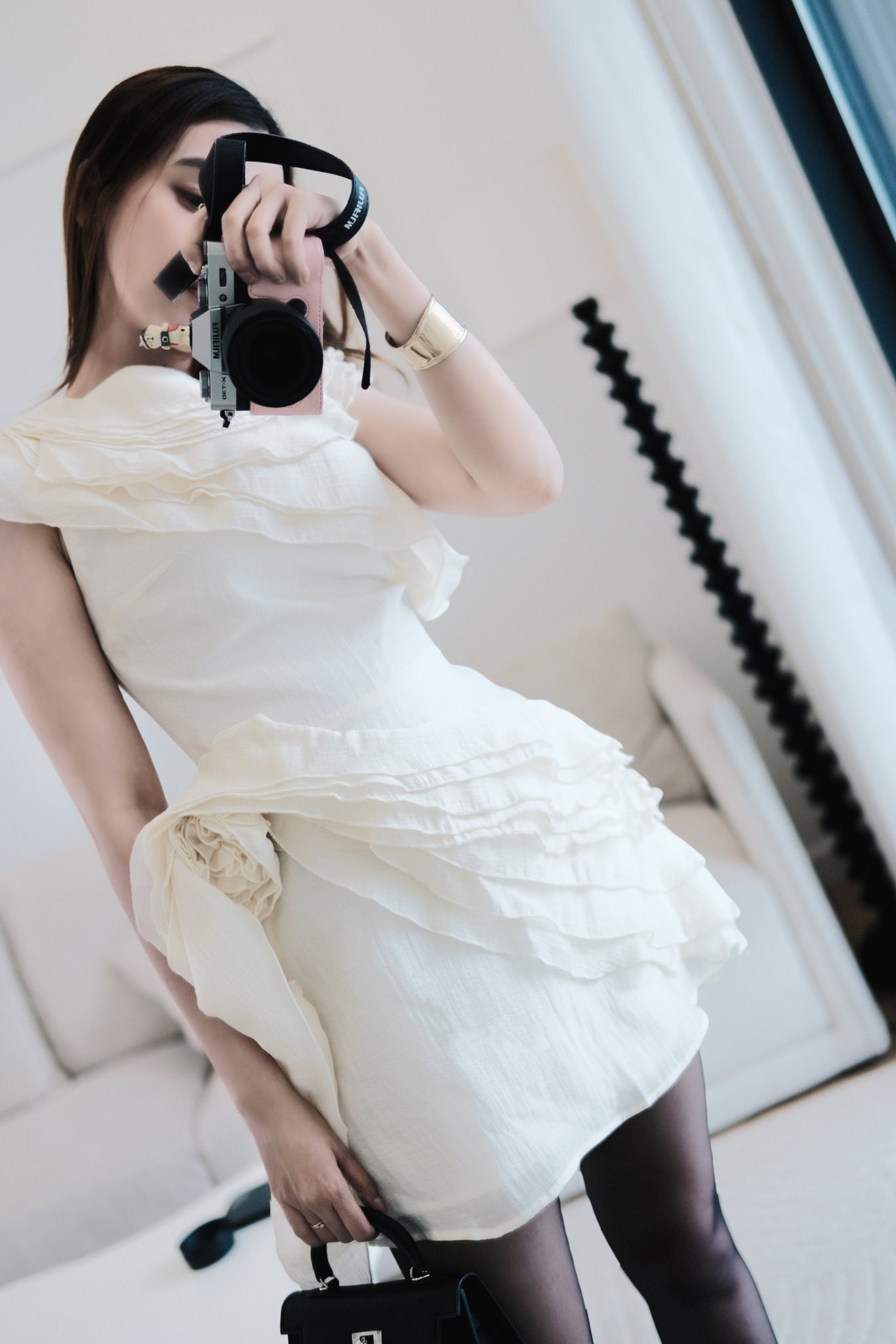 [🆕🇻🇳] LANI LE – Chuyên thời trang thiết kế với phong cách nhẹ nhàng,nữ tính và thanh lịch 👕 Top1Fashion 👗  TIANA DRESS-FEEDBACK
Cái đẹp đến từ sự tối giản!
————————————————————————
Hình ảnh độc quyền của shop sản xuất
Size: S-M-L
Kênh Shopee:
Group thanh lí sả , shares-0✔️ , likes-9❤️️ , date-2025-07-05 01:29:45🇻🇳🇻🇳🇻🇳📰🆕