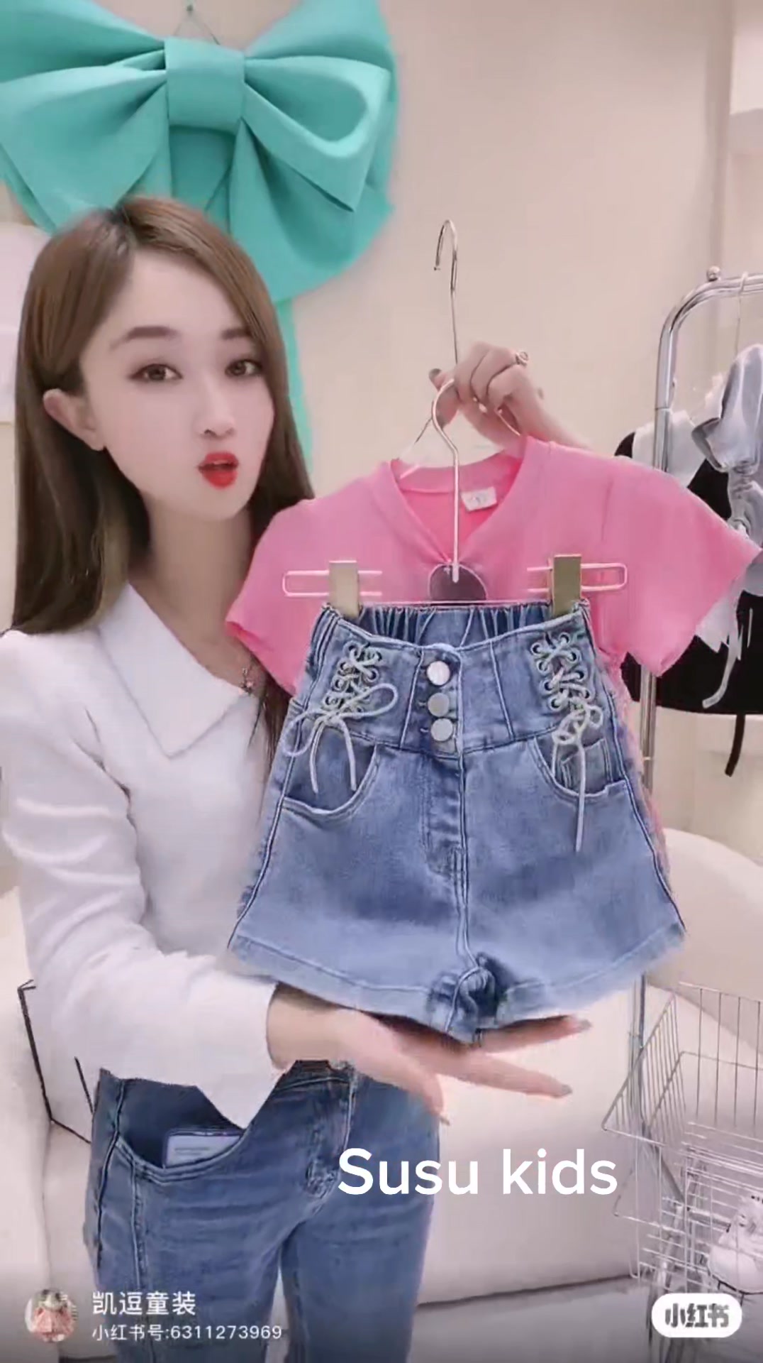 [🆕🇻🇳] NGÔ 2hand 👕 Top1Fashion 👗   HÀNG SI GIÁ RẺ – SALE NGẬP SHOP
Quần jogger đẹp – thoáng – dễ phối đồ!
Mua lẻ: 70K/chiếc
Mua combo 3 chiếc: CHỈ 200K
Tặng FREE SHIP đơn từ 200KMỗi  , shares-0✔️ , likes-2❤️️ , date-2025-07-21 08:57:03🇻🇳🇻🇳🇻🇳📰🆕