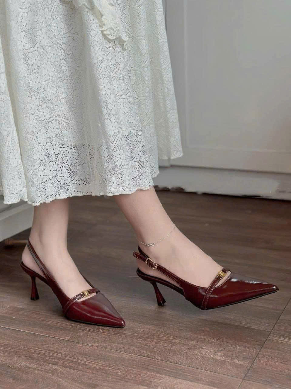 [🆕🇻🇳] Bun Shop Xinh – Cửa hàng giày dép 👕 Top1Fashion 👗  Mã giày bán chạy hàng sản xuất không kịp giao cho  sỉ và lẻ
Nay nguyên liệu về Xưởng tiếp tục sản xuất lô mới
Cho chị e tha hồ lựa chọn không lo hết size , shares-0✔️ , likes-0❤️️ , date-2025-07-27 17:29:42🇻🇳🇻🇳🇻🇳📰🆕