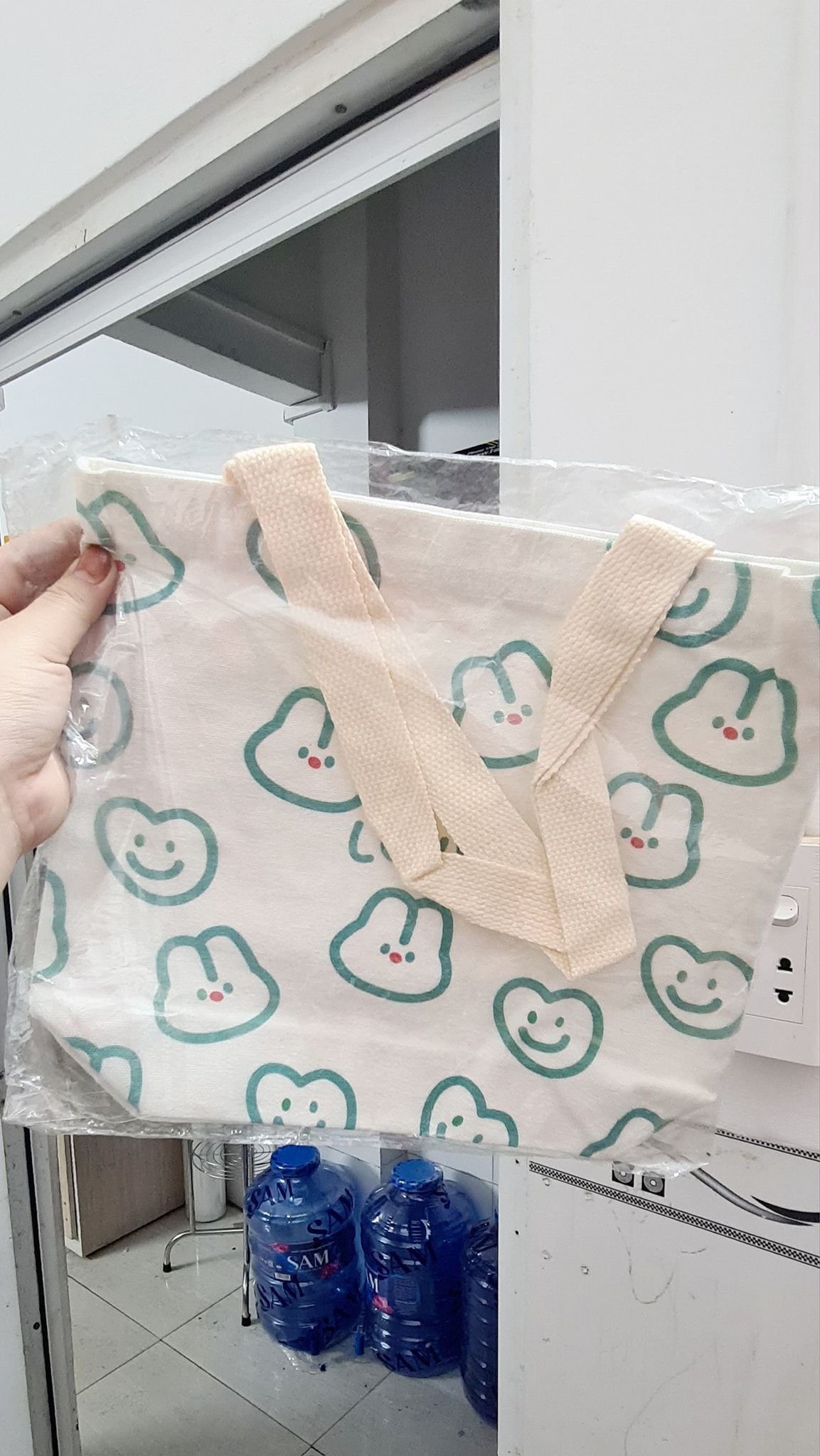 [🆕🇻🇳]  Cỏ Đậu – Thời trang trẻ em 🧑‍🧒❤️️👶⭐️  Shop gửi thương yêu
Shop xin chính thức nói lời tạm biệt cùng cả nhà . Cảm ơn ba mẹ và các bé đã thương yêu, ủng hộ tụi mình trong suốt thời gian qua .
D , shares-1✔️ , likes-9❤️️ , date-2025-08-25 04:21:54🇻🇳🇻🇳🇻🇳📰🆕