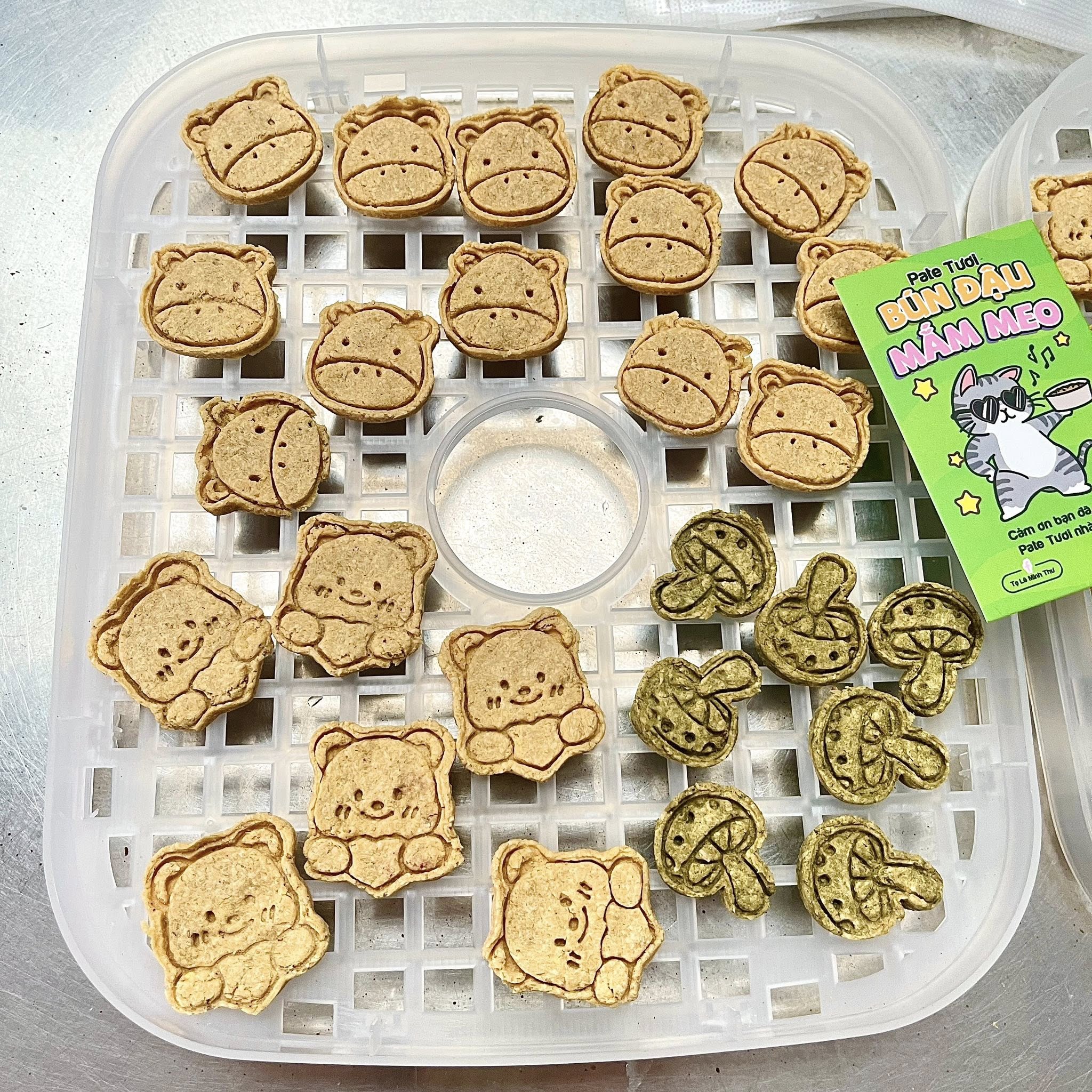 [🆕🇻🇳] Pate Tươi Bún Đậu Mắm Meo 🐶🦜 Top1Pets 🐱🐠 Bánh Cookies Creams cho Thú CưngBánh được làm thủ công bởi sữa dê và 3 loại phomai, cho các bé cưng 1 bữa ăn phụ siuu dinh dưỡng và tăng cân an toàn
+thê , shares-0✔️ , likes-3❤️️ , date-2025-09-04 19:00:23🐶🐱🇻🇳🇻🇳🇻🇳📰🆕