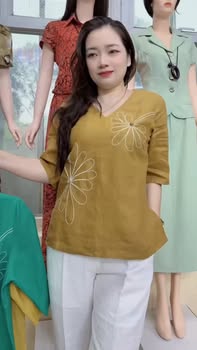 [🆕🇻🇳] Catchi – Cửa hàng quần áo nữ 👕 Top1Fashion 👗  Chất ngất từ form dáng tới vibe!Áo thun: 590
Chân váy jeans: 680Sản phẩm có sẵn tại Catchi
—————————–
Online store in HCM city.
, shares-0✔️ , likes-6❤️️ , date-2025-08-16 19:15:10🇻🇳🇻🇳🇻🇳📰🆕