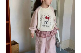 [🆕🇻🇳]  BIN KIDS Quần Áo Trẻ Em QCCC 🧑‍🧒❤️️👶⭐️ Gái xinh
Bộ hello kitty áo nỉ hàn + quần thô cho bé cưng
Size 90-130 (form 12kg —> 24kg )𝘽𝙄𝙉 𝙆𝙄𝘿𝙎
342 𝘽𝙖̣𝙘𝙝 𝙈𝙖𝙞 – 𝙃𝙖𝙞 𝘽𝙖̀ 𝙏𝙧𝙪̛𝙣𝙜 – 𝙃𝙖̀ 𝙉𝙤̣̂𝙞
0858  , shares-0✔️ , likes-1❤️️ , date-2025-09-21 14:56:28🇻🇳🇻🇳🇻🇳📰🆕