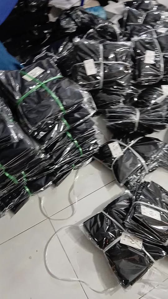 [🆕🇻🇳] Xưởng chuyên sỉ quần tây nữ 👕 Top1Fashion 👗   Cảm ơn quý anh chị khách hàng đã tin tưởng ủng hộ xưởng nhà  em .
Mời khách cứ việc lên đơn , còn lại để nhà em lo ạ
Sỉ chỉ từ 65k , nhận hàng kiểm t , shares-0✔️ , likes-3❤️️ , date-2025-09-23 03:44:37🇻🇳🇻🇳🇻🇳📰🆕