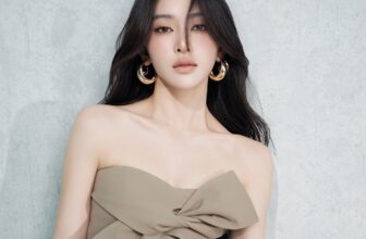 [🆕🇻🇳] LANE JT – Đấu trường sắc đẹp trong nước và quốc tế 👕 Top1Fashion 👗  Khoảng khắc giao mùa sang thu, những thiết kế váy dáng dài trở thành điểm nhấn khắc hoạ vẻ đẹp tinh tế và thanh lịch. Với form dáng uyển chuyển, các chi ti , shares-35✔️ , likes-107❤️️ , date-2025-10-02 03:24:12🇻🇳🇻🇳🇻🇳📰🆕