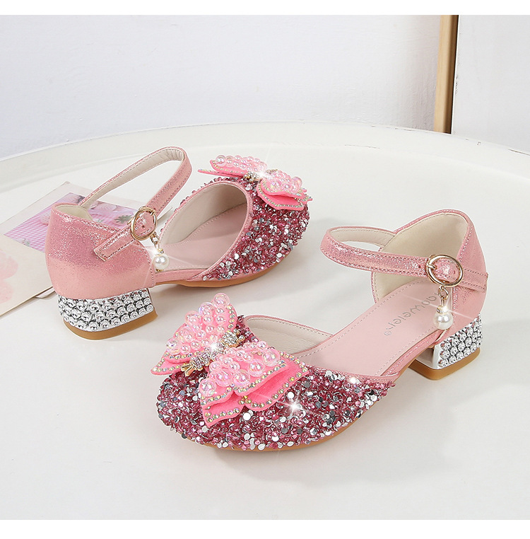 [🆕🇻🇳] Shop Giày Công chúa Elsa 🧑‍🧒❤️️👶⭐️ Bé thích màu gì!
Giày công chúa siêu xinh của năm 2025
Giày công chúa Elsa cao gót cho bé gái 3-9 tuổi
Size: 25-33
Màu sắc: Hồng, Bạc
#hàngsẵnship
Nhận , shares-0✔️ , likes-2❤️️ , date-2025-10-10 15:15:02🇻🇳🇻🇳🇻🇳📰🆕