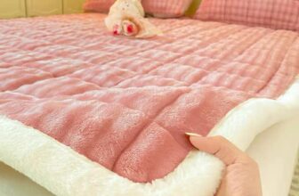 [🆕🇻🇳] giayBOM  👕 Top1Fashion 👗  Bữa đăng thảm 1 người, khách hỏi thảm cho 2 người nhiều quá
Có điều 2 người thì giá cao hơn xíu ạ
Cơ mà nằm thích lắm nha
Size 80×190 giá 2xx
Size 1m6  , shares-1✔️ , likes-13❤️️ , date-2025-10-18 21:47:51🇻🇳🇻🇳🇻🇳📰🆕