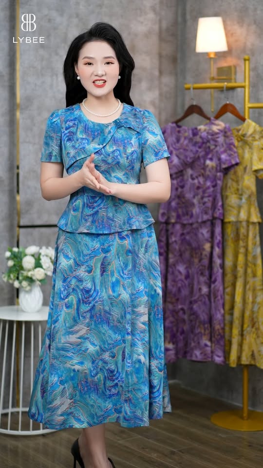 [🆕🇻🇳] Zareen shop  👕 Top1Fashion 👗   𝐍𝐞𝐰 𝐢𝐧 𝐒𝐭𝐨𝐫𝐞
Chiếc áo trễ vai với 2 lớp bèo nhún nhẹ nhàng tinh tế cùng lớp vải thun mềm giúp các nàng dễ cử động mà không cần e ngại .
Vừa nữ tính , shares-0✔️ , likes-3❤️️ , date-2025-07-26 01:30:02🇻🇳🇻🇳🇻🇳📰🆕
