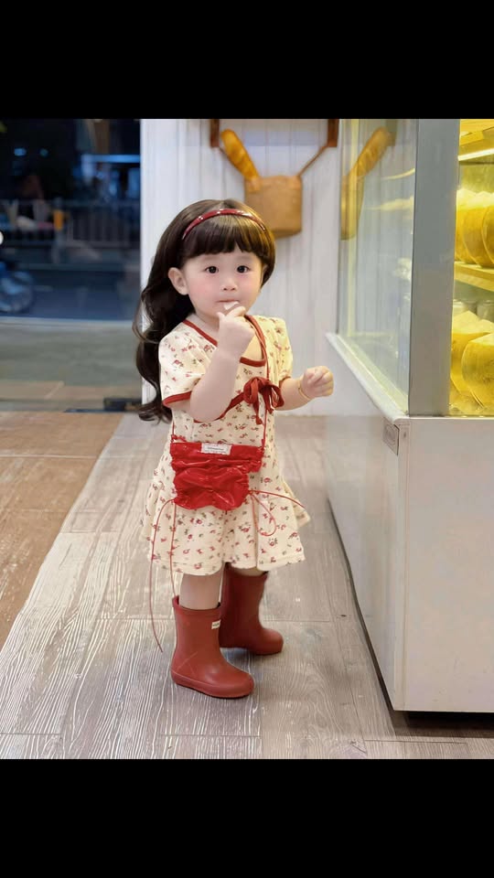 [🆕🇻🇳]  Bông Của Mẹ – Đồ em bé – Đồ trẻ em 🧑‍🧒❤️️👶⭐️  Tự tay làm, tự tay trang trí – có lẽ đó là kiểu “tự lụy” dễ thương nhất của mình rồi 

Có ai giống mình không… Mỗi lần bắt tay vào làm một backdrop là y n , shares-0✔️ , likes-0❤️️ , date-2025-11-01 21:58:57🇻🇳🇻🇳🇻🇳📰🆕