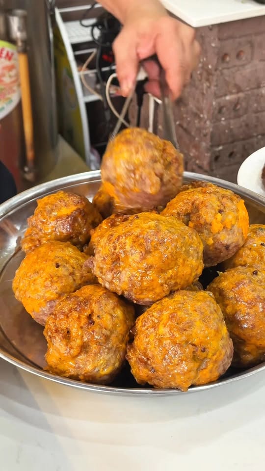 [🆕🇻🇳]  Thủy Thủy – Chuyên Quần Áo Trẻ Em Giá Rẻ 🧑‍🧒❤️️👶⭐️  Set 4 áo zip lông tay dài bé trai – Hình thêu ngựa trước ngực
Chất zip lông mềm mịn, co giãn tốt, mặc ấm mà vẫn thoáng mồ hôi. Form rộng dễ mặc, tay dài c , shares-0✔️ , likes-1❤️️ , date-2025-10-02 05:08:39🇻🇳🇻🇳🇻🇳📰🆕