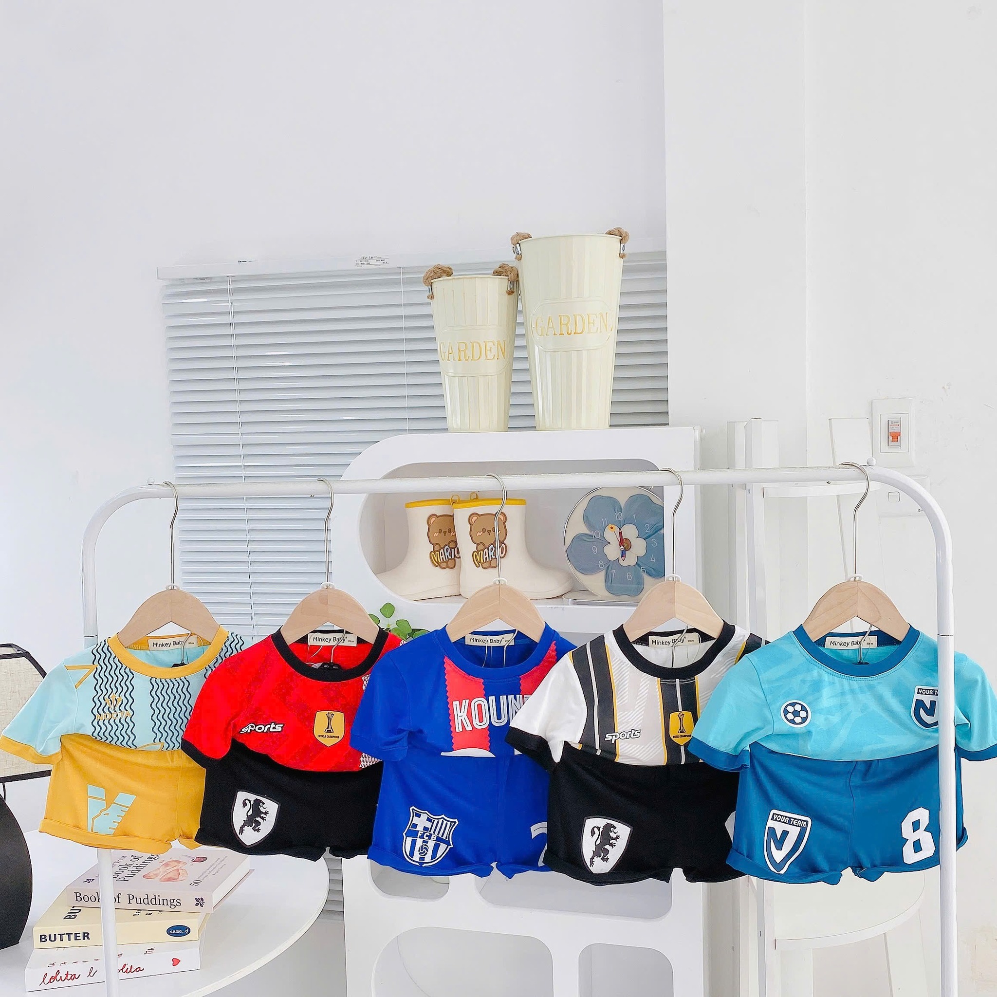 [🆕🇻🇳] Lucy Kids-Thời trang trẻ em 🧑‍🧒❤️️👶⭐️ Mẫu cộc tay thể thao e mới về ạ
Size 90-150
Form 8-23kg
Có thể mua ở
Shoppe: 
Tiktok: 
 , shares-1✔️ , likes-0❤️️ , date-2025-10-20 19:54:48🇻🇳🇻🇳🇻🇳📰🆕