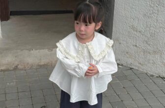 [🆕🇻🇳]  Kemi’s Closet by Cá  🧑‍🧒❤️️👶⭐️ Sơ mi đi các bác ơiii. Xinh xỉu luôngSản phẩm với 100% hình ảnh thật tại Kemi
Có thể chênh lệch màu 1 chút xíu do ánh sáng nha
Chất  , shares-3✔️ , likes-9❤️️ , date-2025-10-30 16:41:08🇻🇳🇻🇳🇻🇳📰🆕