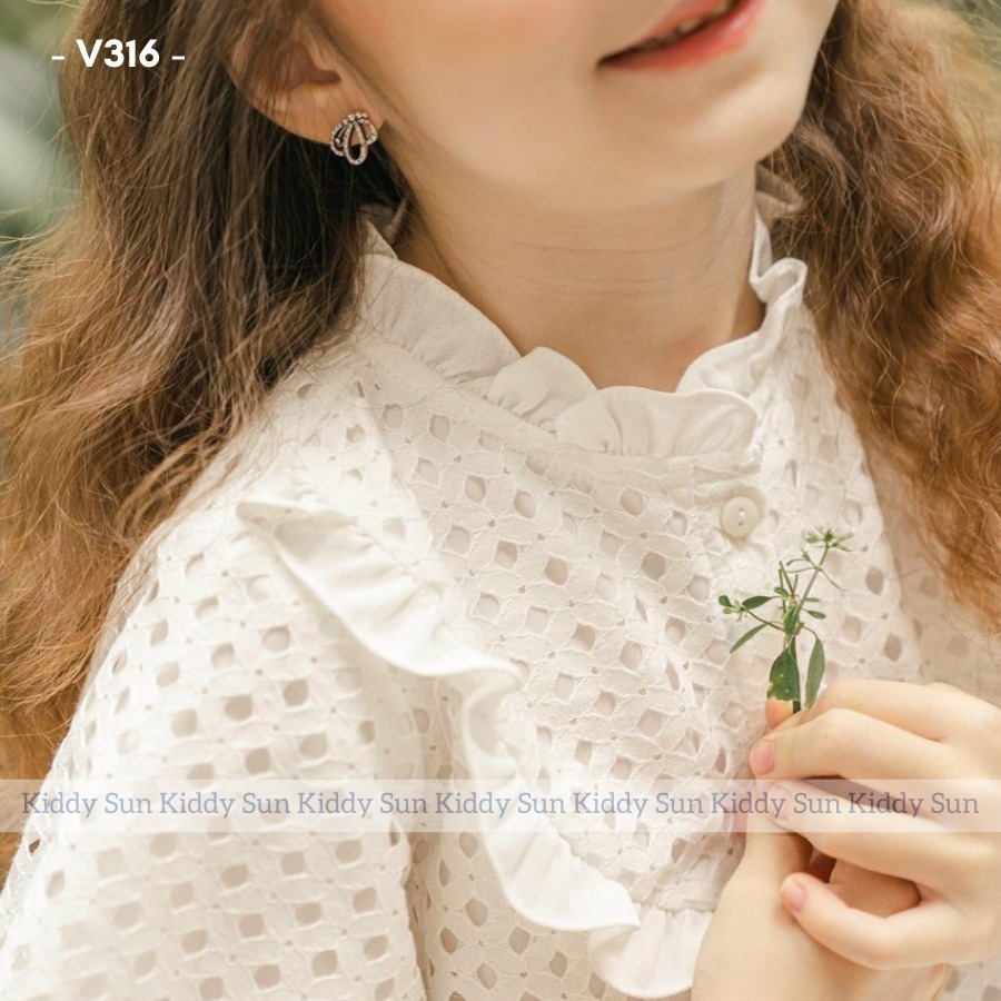 [☕️🇻🇳] OZ Coffee House 🥤 Top1Coffee ☕️ Cuối tuần là để thư giãn, nhưng nếu cần một đồng minh giúp “ủn mood”, ghé Oz lấy ly café ngon nha.

 Link đặt online ưu đãi MUA  , shares-0✔️ , likes-7❤️️ , date-2025-12-21 13:00:57🇻🇳🇻🇳🇻🇳📰🆕